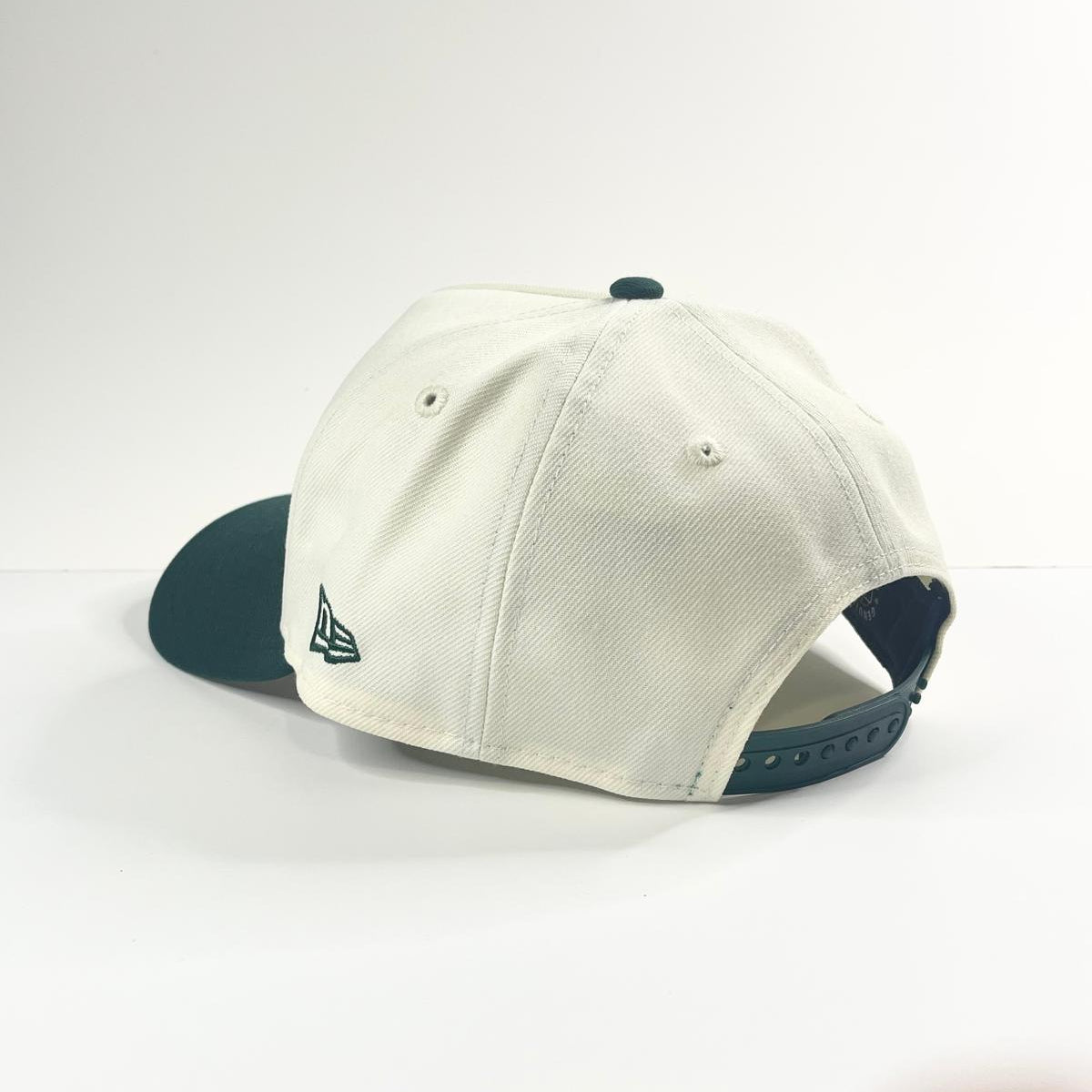 9FORTY A-Frame Oakland Athletics "Oakland Coliseum" Patch Snapback - Chrome/Green