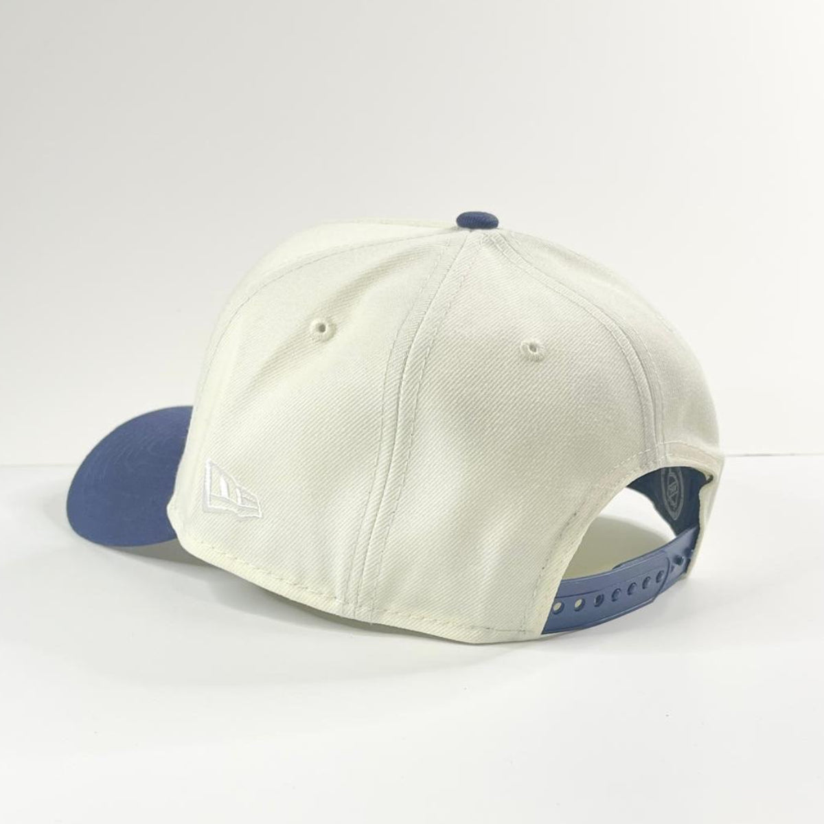 9FORTY A-Frame Vancouver Canucks "Inaugural 1970 Season" Patch Snapback