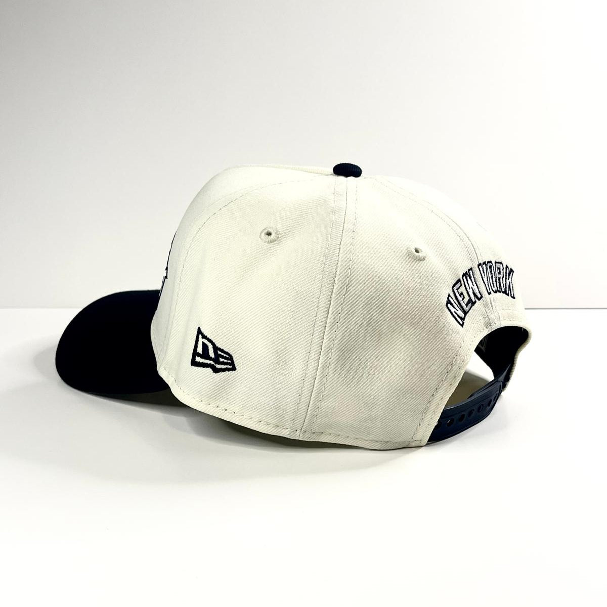 9FORTY A-Frame New York Yankees 2000 World Series "Statue of Liberty" Snapback