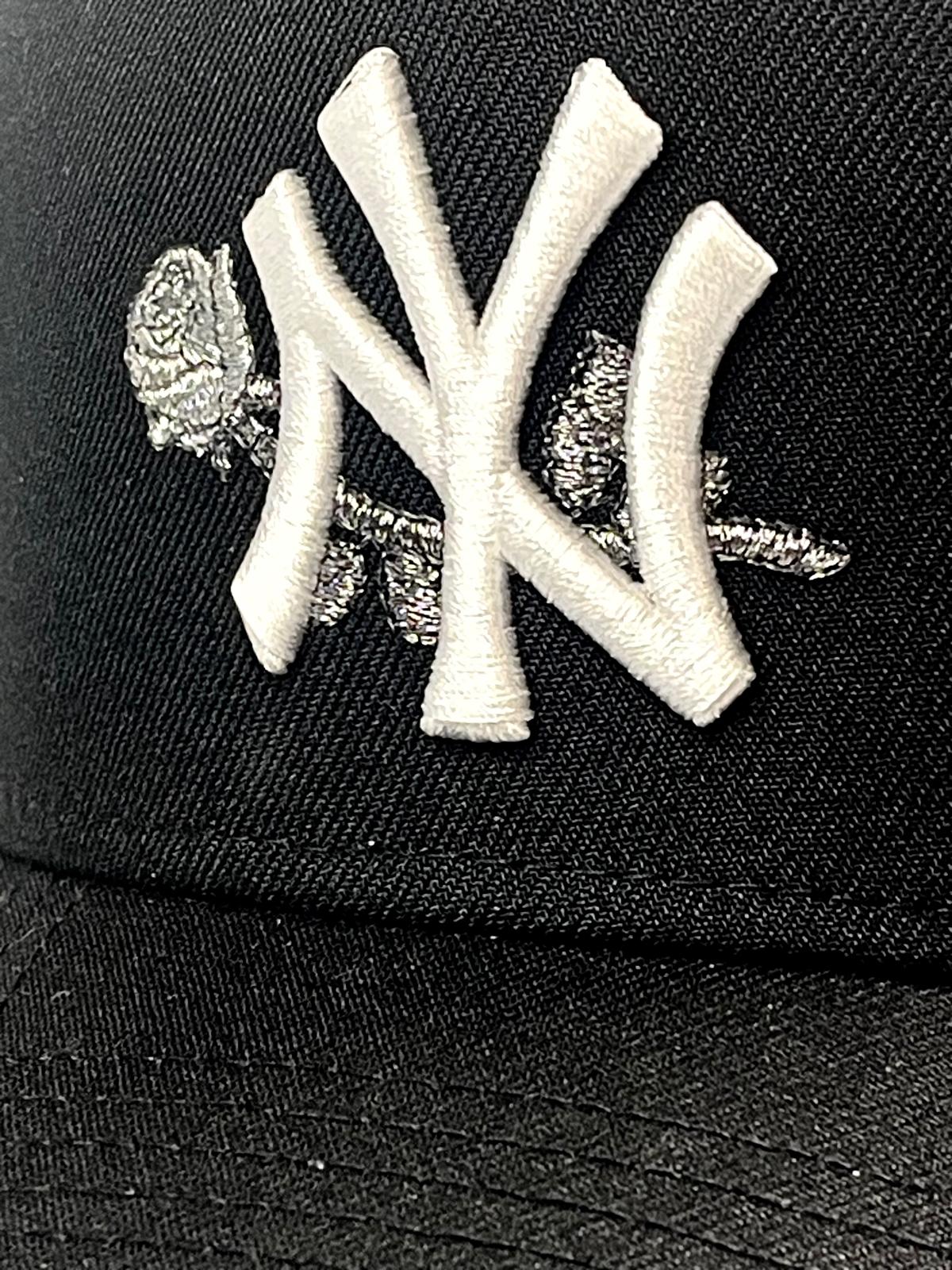 9FORTY A-Frame New York Yankees "1999 World Series" Patch Rose Snapback