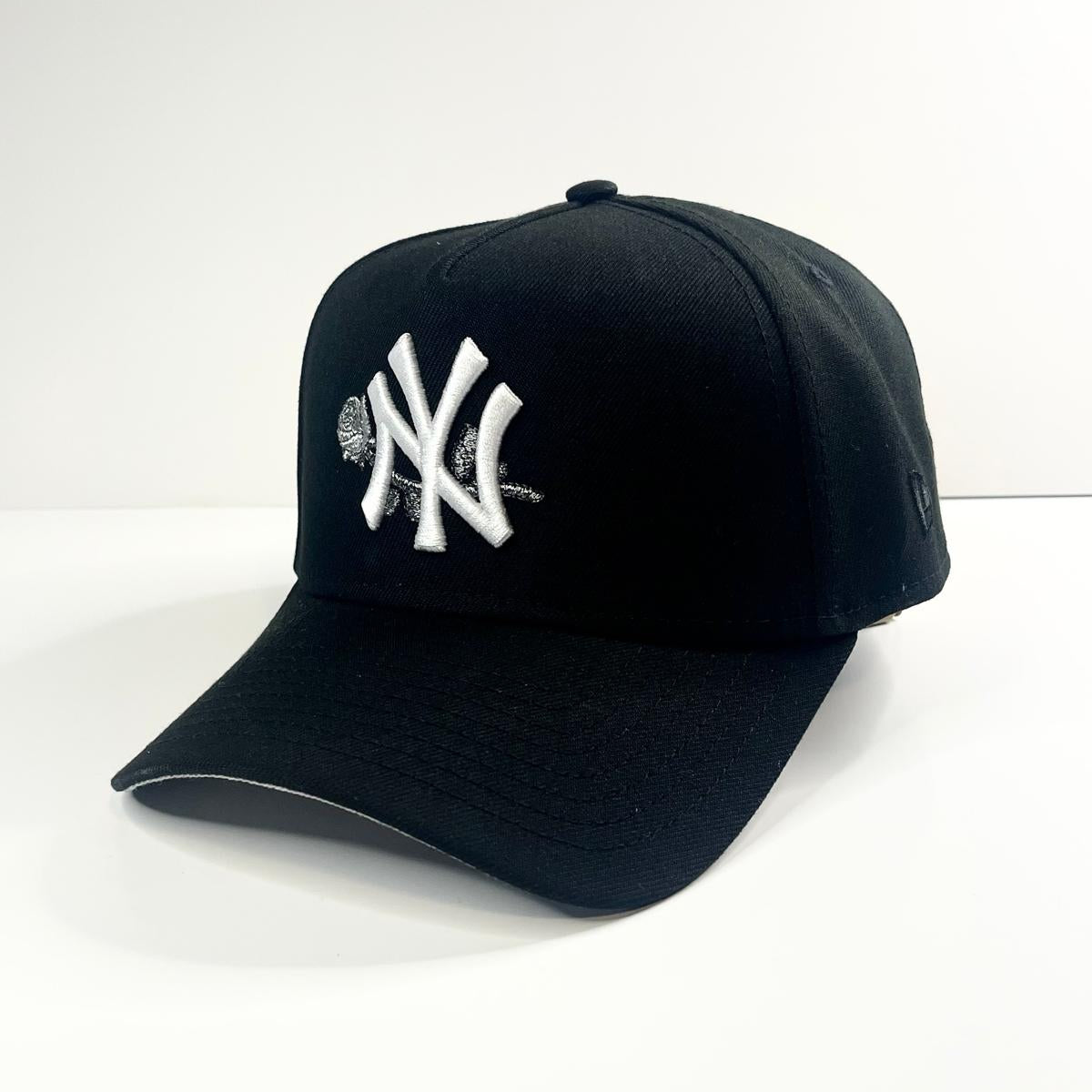 9FORTY A-Frame New York Yankees "1999 World Series" Patch Rose Snapback