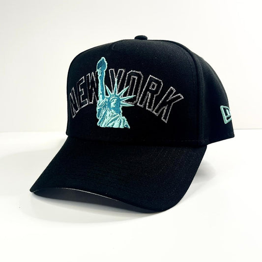 9FORTY A-Frame New York Yankees 2000 World Series "Statue of Liberty" Snapback