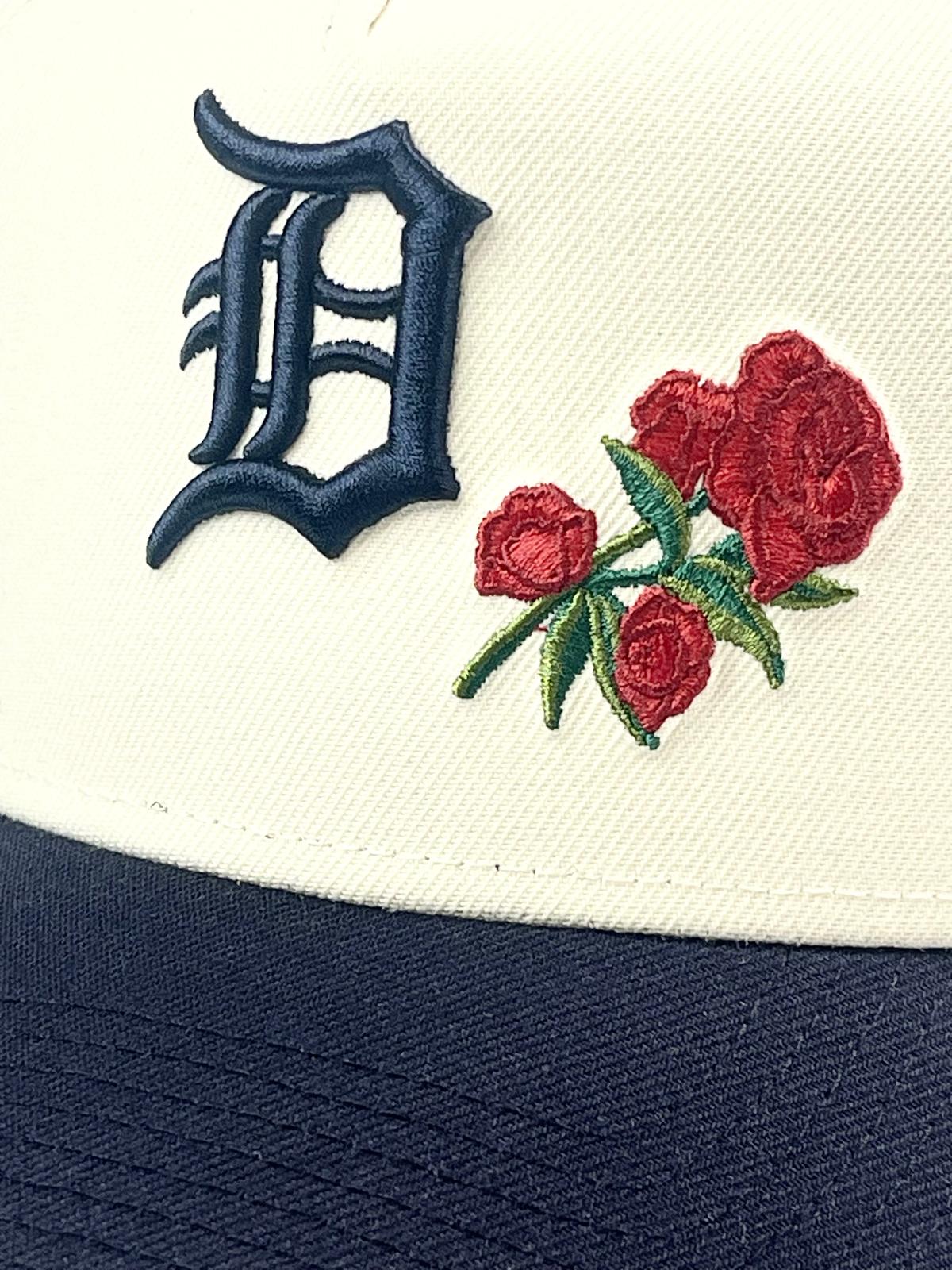 9FORTY A-Frame Detroit Tigers "Tigers Stadium" Side Patch Snapback - Chrome/Navy