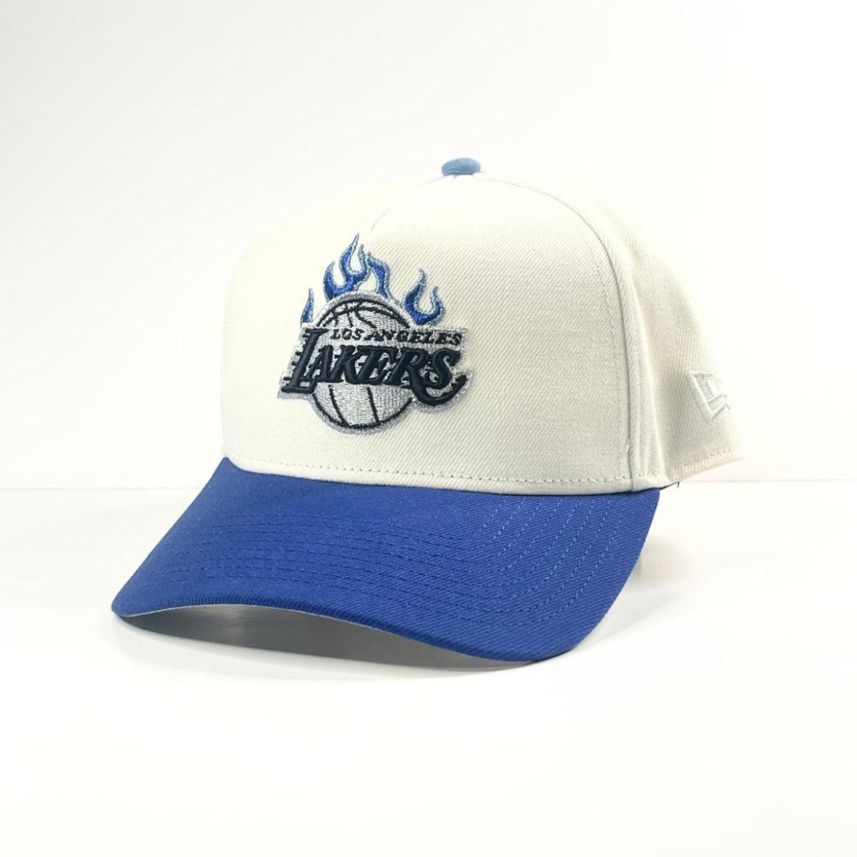 9FORTY A-Frame Los Angeles Lakers "310" Patch Flame Snapback - White/Royal