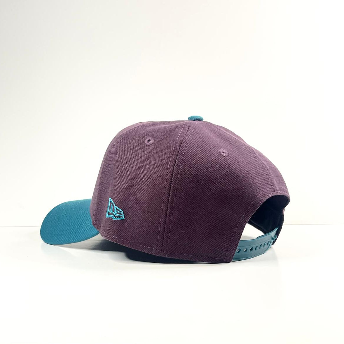 9FORTY A-Frame Anaheim Ducks '10th Anniversary' Throwback Snapback