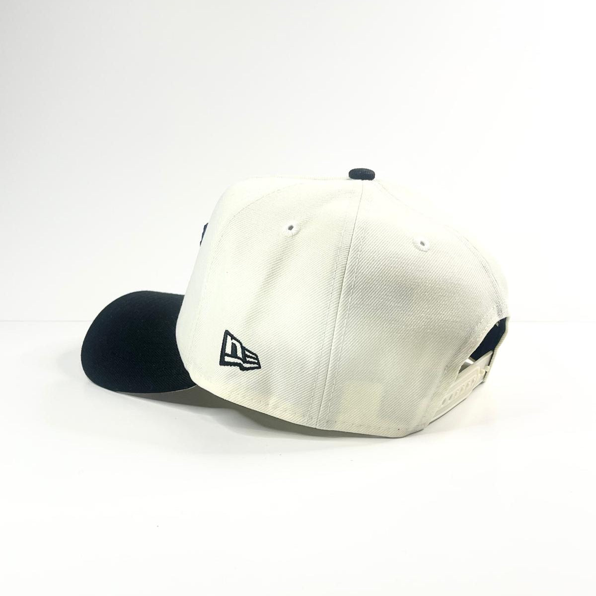 9FORTY A-Frame Toronto Mapleleafs "75th anniversary to Forever" Patch Snapback
