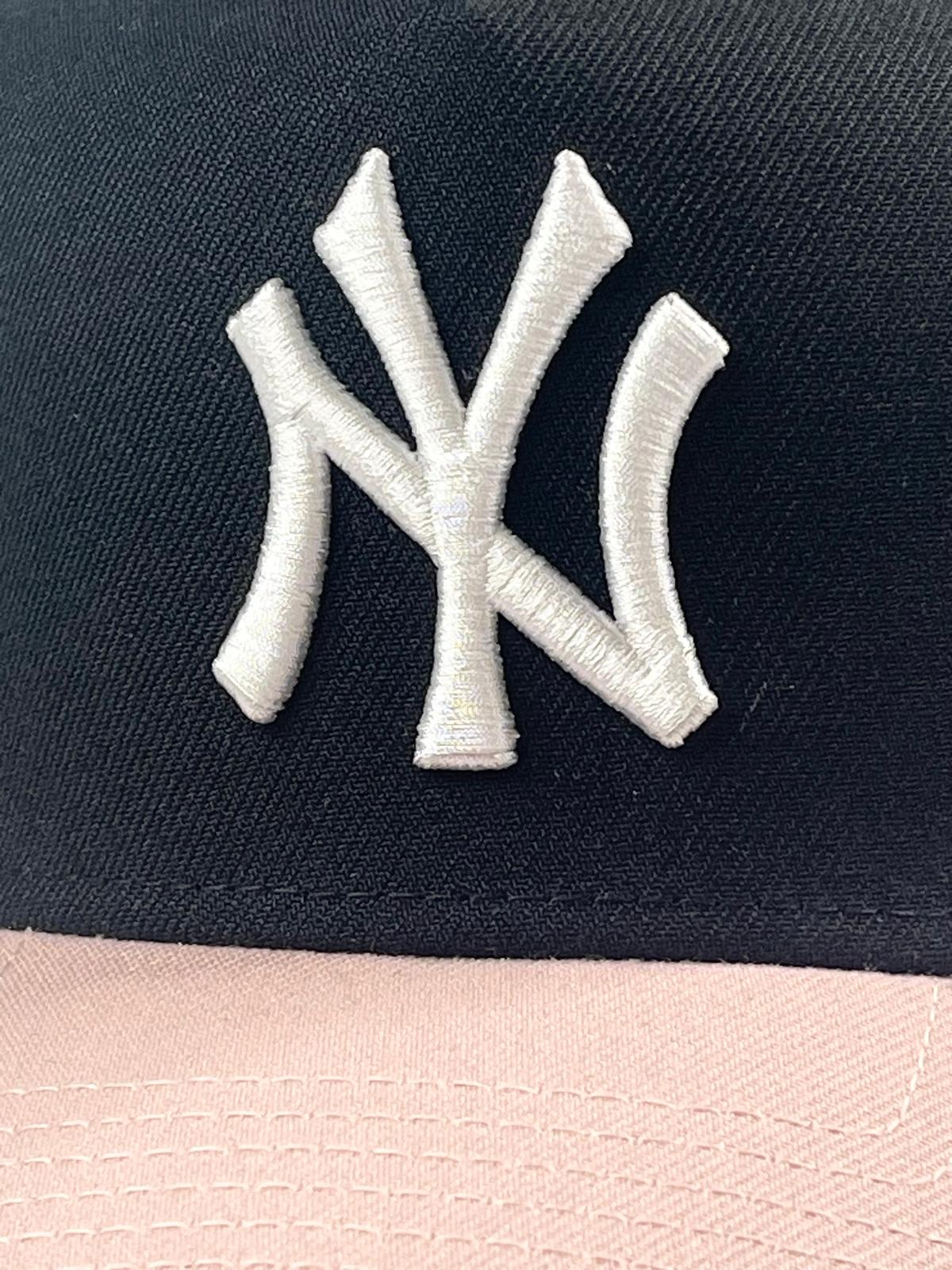 9FORTY A-Frame New York Yankees "1996 World Series" Light Pink Snapback