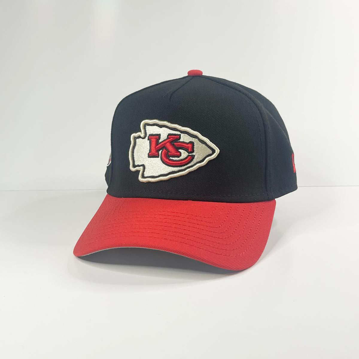 9FORTY A-Frame Kansas City Chiefs "60 Seasons" Two-Tone Snapback