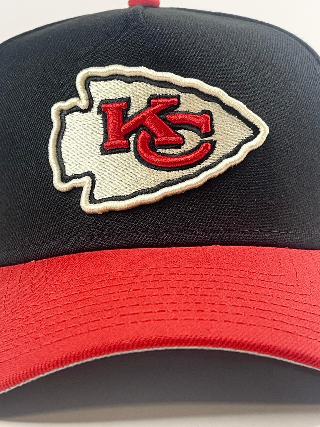 9FORTY A-Frame Kansas City Chiefs "60 Seasons" Two-Tone Snapback