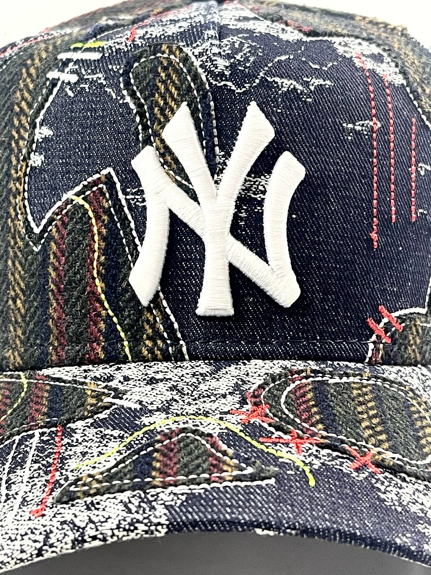 9FORTY A-Frame New York Yankees 'Running Stitch' Snapback