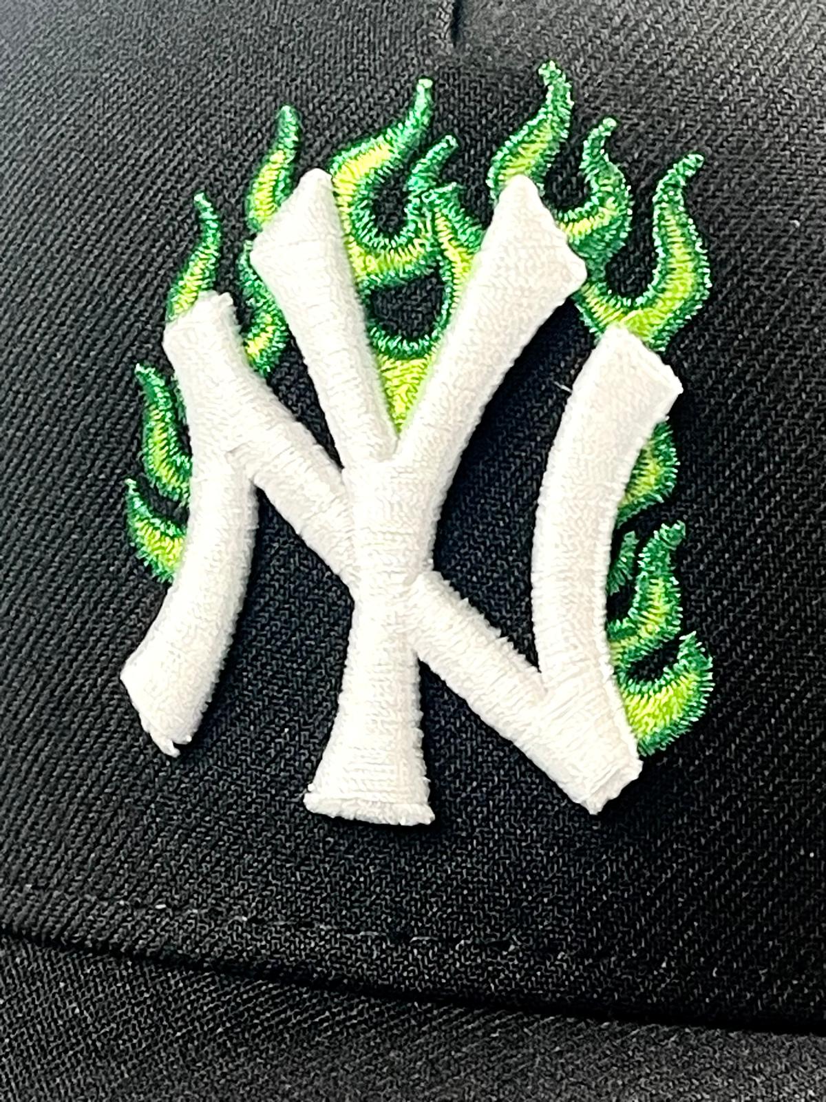 9FORTY A-Frame New York Yankees "1996 World Series" Green Flame Snapback