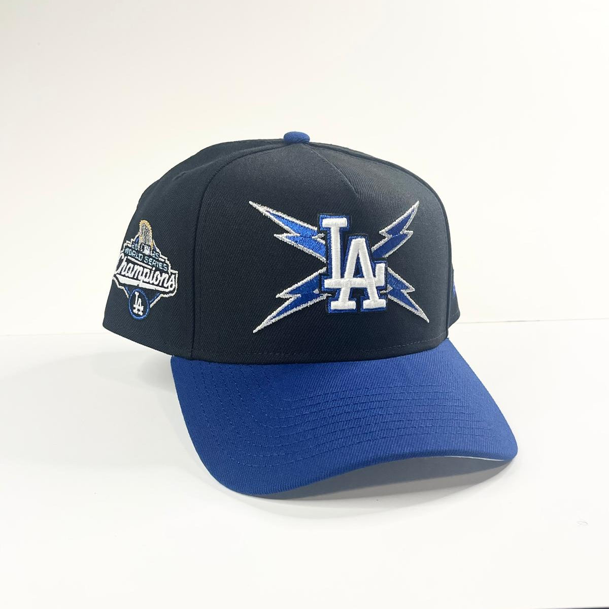 9FORTY A-Frame Los Angeles Dodgers '2025 World Series' Blue Lightning Snapback