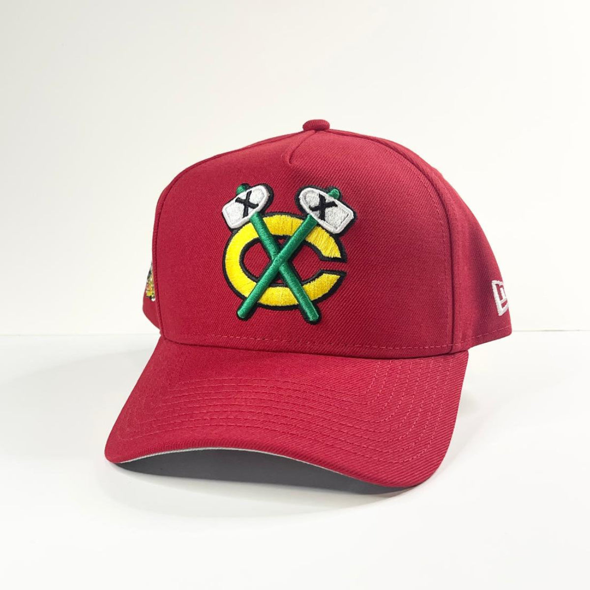 9Forty A-Frame Chicago Blackhawks "2013 Stanley Cup Champions" Red Patch Snapback